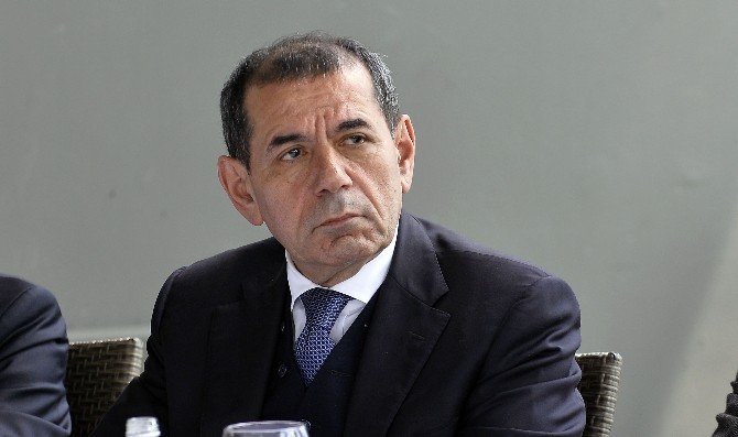 Dursun Özbek’ten Divan Üyelerine Tepki