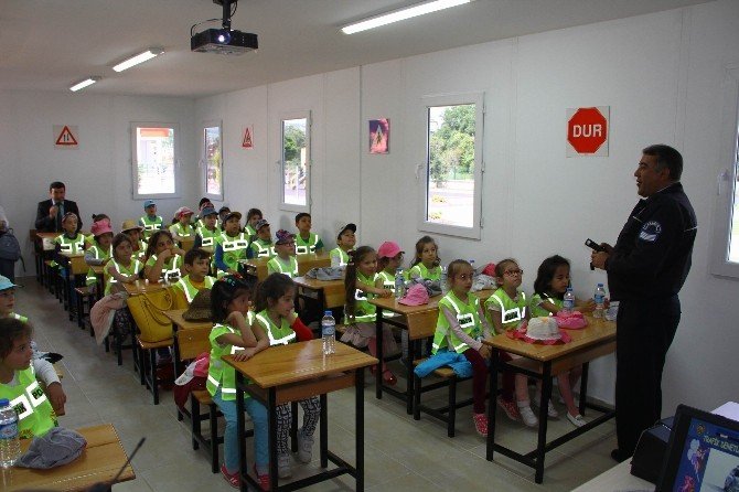 Minikler Trafik Eğitimi Aldı