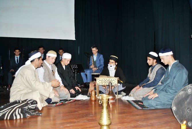 İmam Hatipliler Yunus Emre’yi Andı