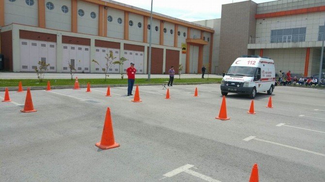 Samsun’da Ambulans Sürüş Teknikleri Eğitici Eğitimi