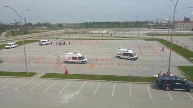 Samsun’da Ambulans Sürüş Teknikleri Eğitici Eğitimi