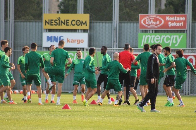 Bursaspor’da Konyaspor Mesaisi Sürüyor