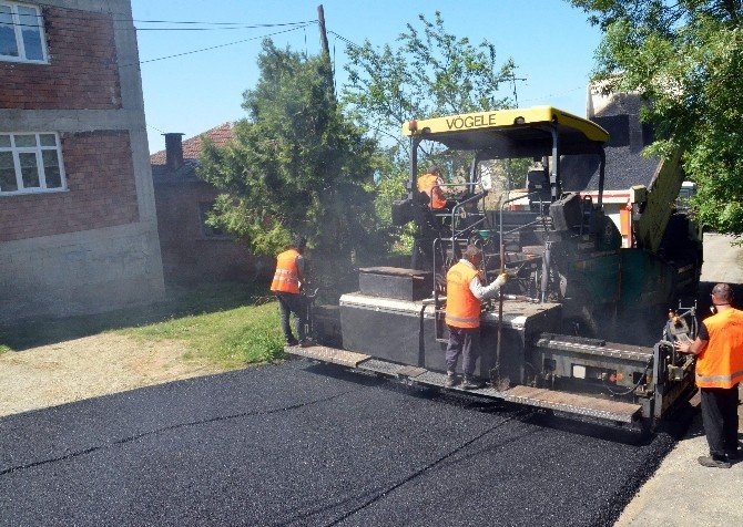 Çimenli Mahallesi’nin Ana Yolu Asfaltlandı