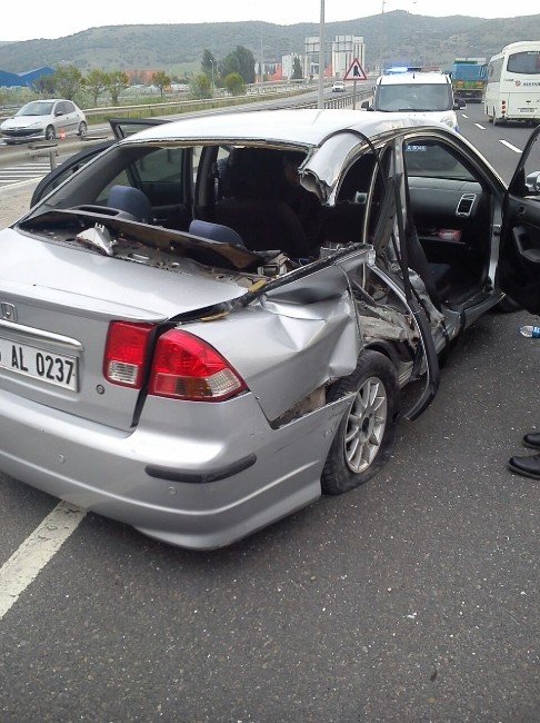 Bozüyük’te Trafik Kazası, 1 Ölü 2 Yaralı