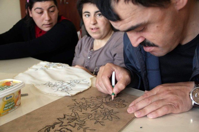 Özel İnsanlar, Osmanlı Sanatını Yaşatıyorlar