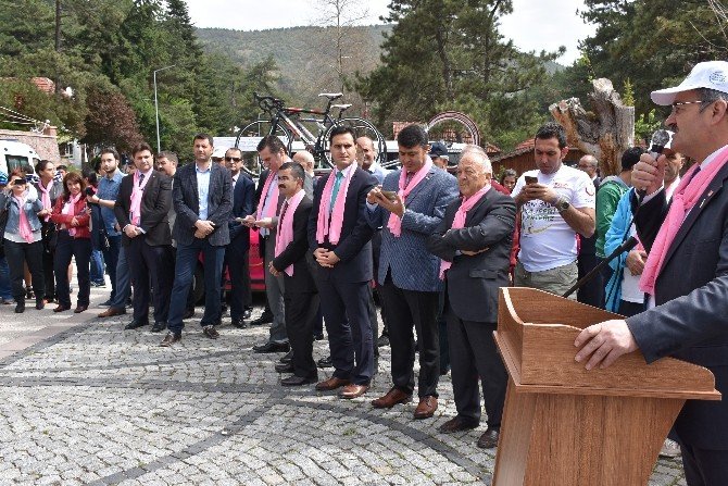 Kadın Kanserlerine Dur Demek İçin Pedal Çevirdiler