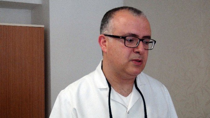 Hastanın Karnından 7 Kilogramlık Kitle Çıktı