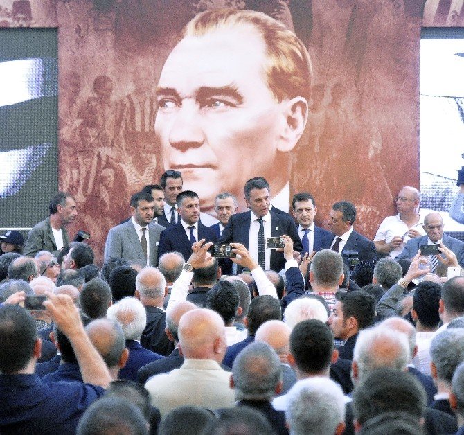 Firket Orman: "Bizim Şampiyonluğumuzu Bizim Kadar İsteyen Camialar Var"