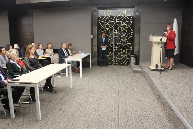 Eczacılık Eğitiminde Reform: İlaç Yerine Hasta Odaklı Eğitim