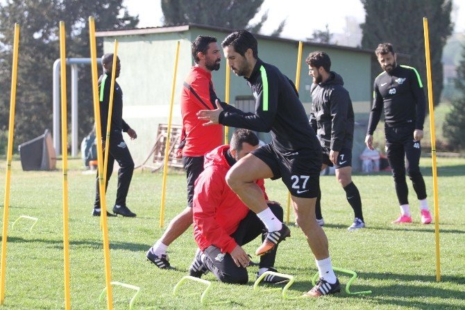 Akhisar Belediyespor Günü İzinli Geçiriyor