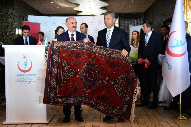Sağlık Bakanı Müezzinoğlu: "İçimizdeki Fransızları Anlamıyorum"