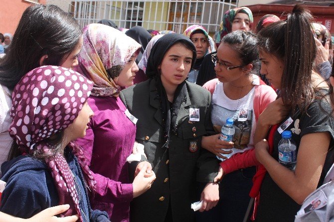 Niğdeli Şehit Uzman Çavuş Fatih Özdemir Dualarla Son Yolculuğuna Uğurlandı