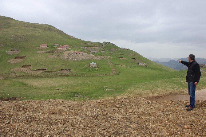 Yaylayı Köstebek Tarlasına Çevirmişler
