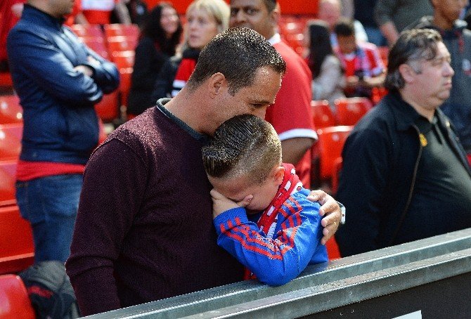 Manchester Unıted Maçına Terör Engeli