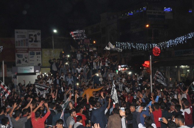 Van’da Beşiktaş’ın Şampiyonluk Coşkusu