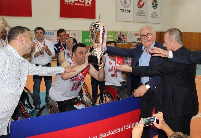Garanti Tekerlekli Sandalye Basketbol Süper Ligi