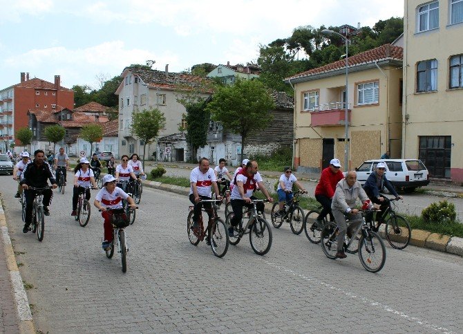 İnebolu’da Sağlıklı Yaşam İçin Bisiklet Turu