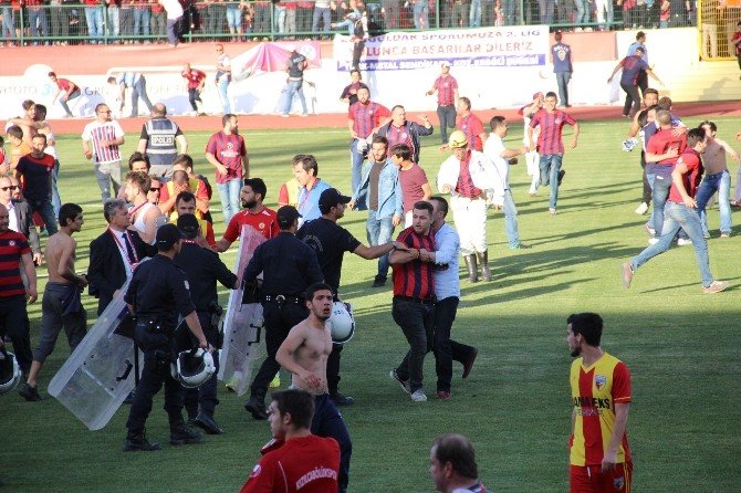 Maç Bitti Saha Karıştı