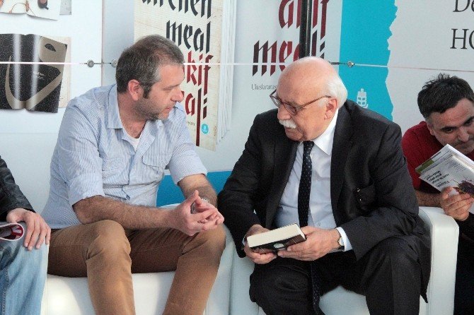 Bakan Avcı, Uluslararası Dergi Fuarı’na Katıldı