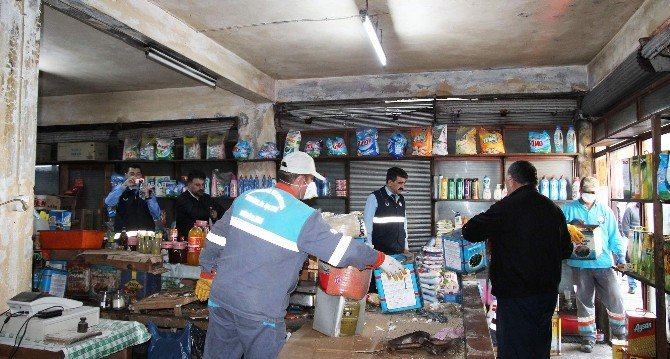 Sağlıksız Ürünler İmha Ediliyor