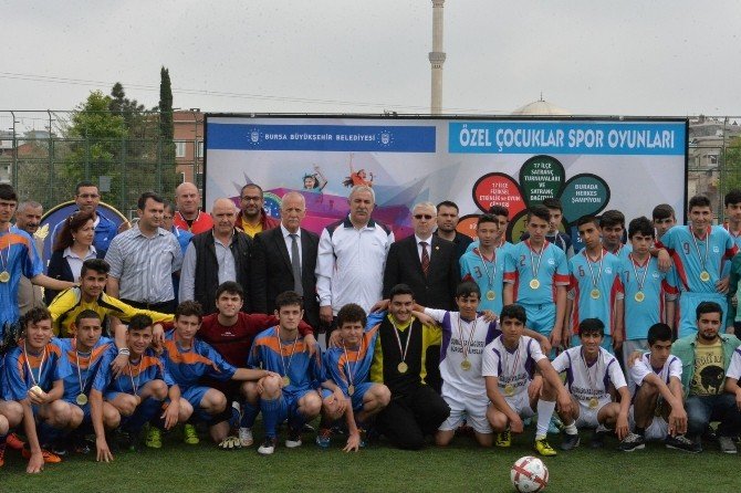 Özel Madalyalar Sahiplerini Buldu