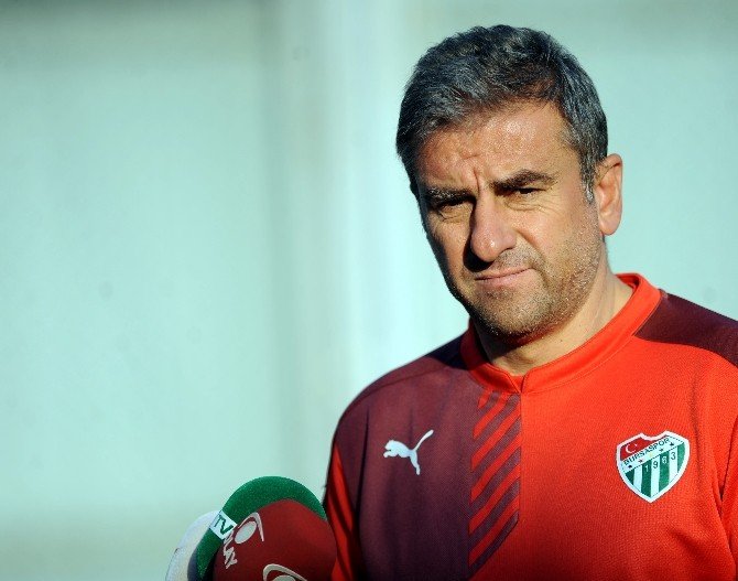 Hamzaoğlu’ndan Transfer Açıklaması
