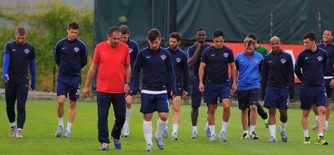 Kasımpaşa, Trabzonspor Maçı Hazırlıklarına Başladı