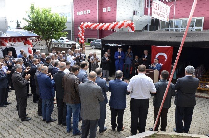 Öğrenciler Yararına Kermes Açıldı