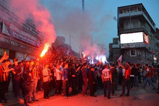 Zonguldak’ta Şampiyonluk Kutlamaları
