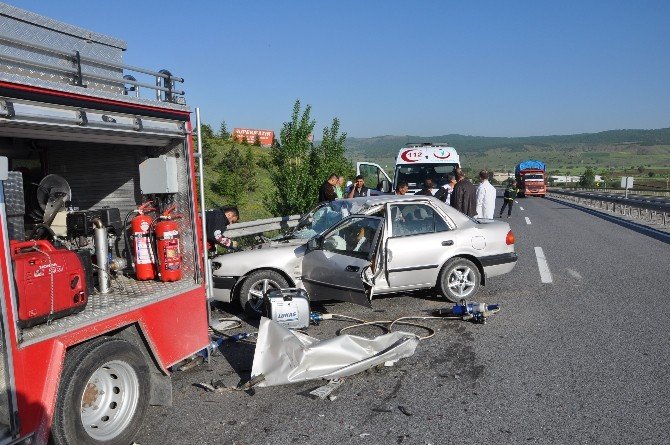 Bozüyük’te Trafik Kazası, 1 Ölü 1 Yaralı