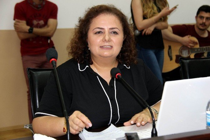 "İnsan İlişkileri Ve Yönetim" Konferansı