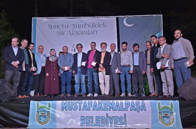 Tümbüldek’te Şiir Dolu Gece