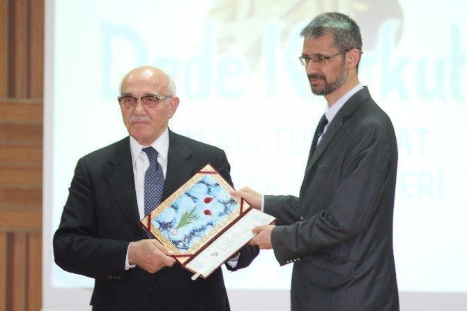 Bayburt Üniversitesi Dede Korkut Bilim, Kültür, Sanat Ve Edebiyat Ödülleri Sahiplerini Buldu
