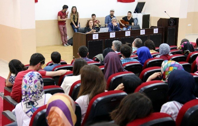 "İnsan İlişkileri Ve Yönetim" Konferansı