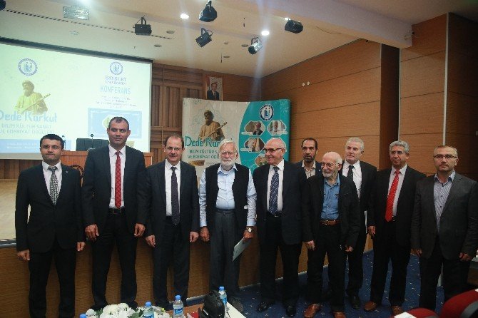 Bayburt Üniversitesinde Şehir Ve Medeniyet Konferansı