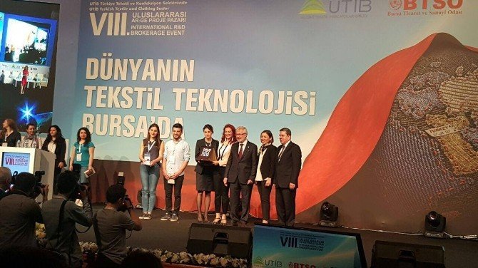 “Kanamayı Engelleyici Kıyafet” Fikri Öğrencilere Ödül Getirdi