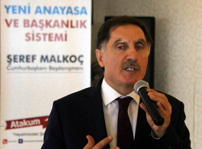 Malkoç: “Türkiye’nin En Önemli Olayı Anayasa Değişikliği”
