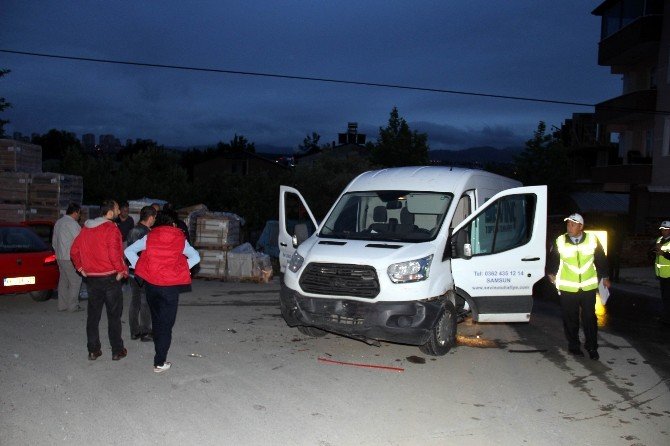 Samsun’da Trafik Kazası: 2 Yaralı