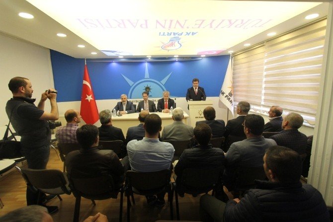 Kobal: Kutlu Yürüyüşe Devam