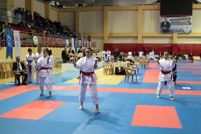 Kulüpler Düzce’de Tatamiye Çıktı