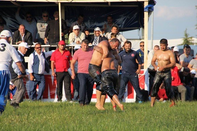 Kırklareli Yağlı Güreşinde Final Belli Oldu