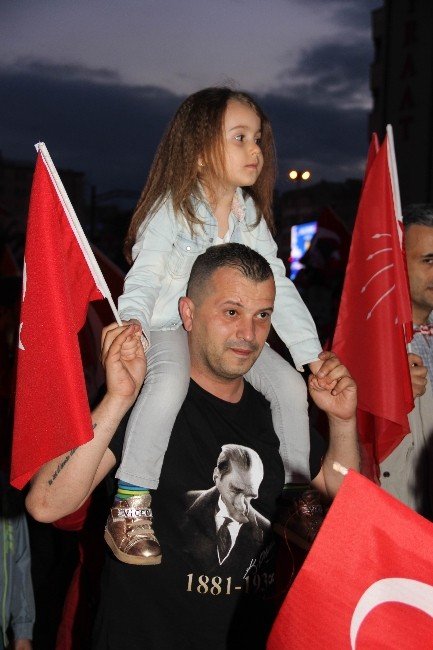 Chp Ve Add’den Fener Alayı