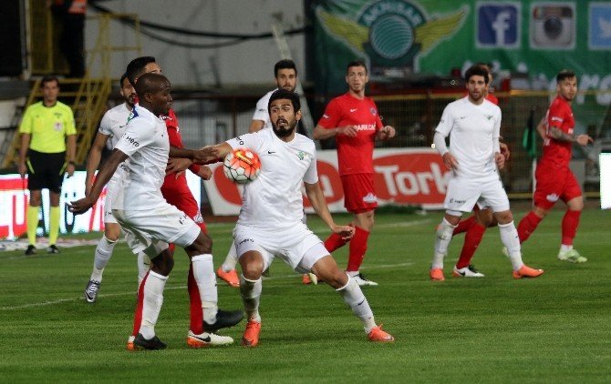 Akhisar Belediyespor’da Bir Oyuncu Daha Bursaspor Yolcusu