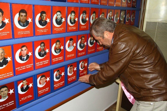 68. Şehidin Fotoğrafı Panoya Asıldı