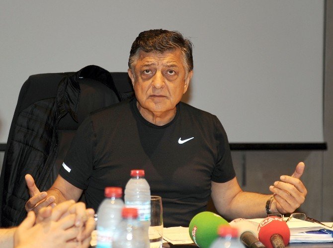 Yılmaz Vural, Taraftardan Sabır Ve Tam Destek İstedi