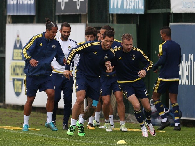 Fenerbahçe, Galatasaray Maçı Hazırlıklarını Sürdürüyor