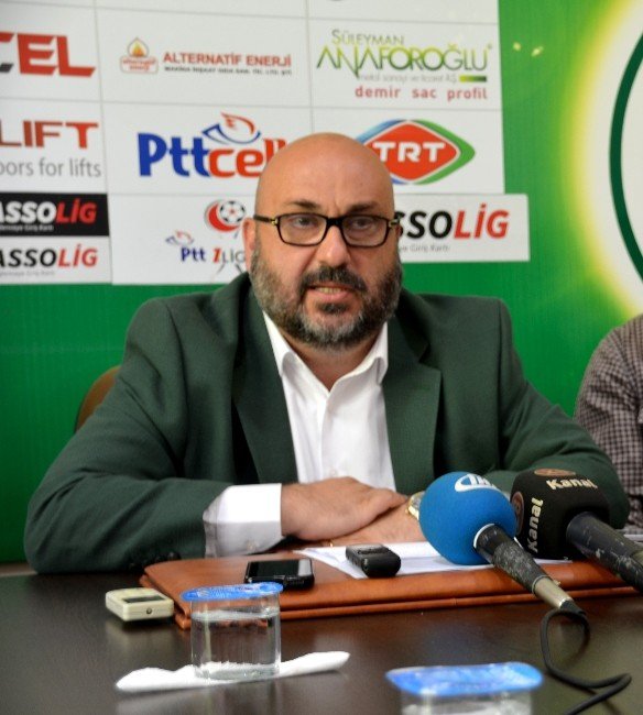 Giresunspor Başkanı Bozbağ Devam Kararı Aldı