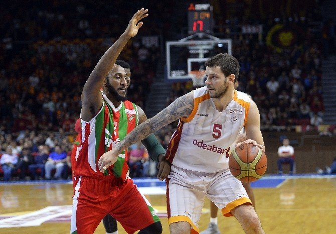Galatasaray Yarı Finalde