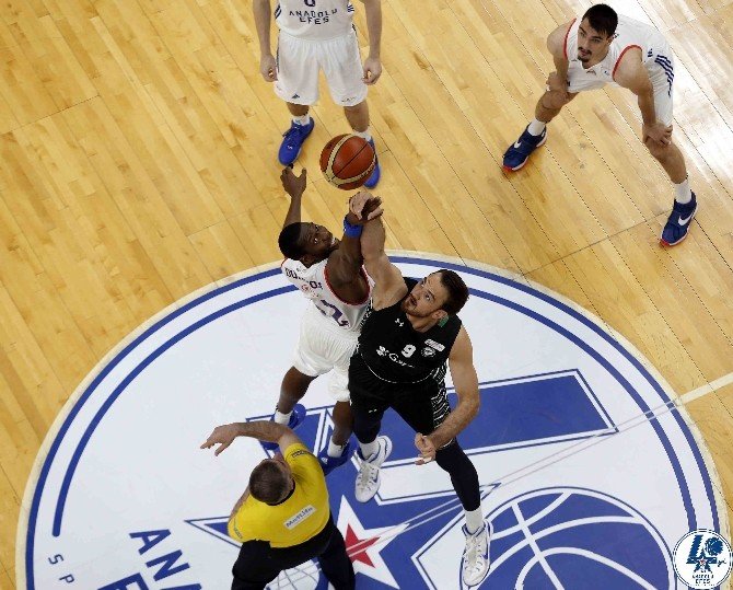 Anadolu Efes - Darüşşafaka Doğuş Serisinin Biletleri Satışta