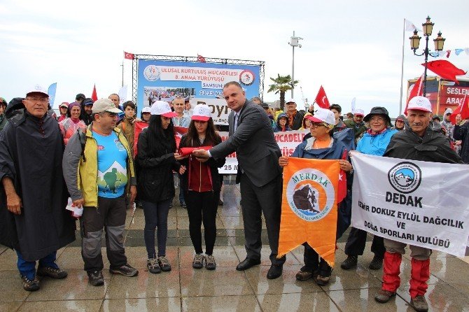 Ulusal Kurtuluş Mücadelesi 8. Anma Yürüyüşü Başladı
